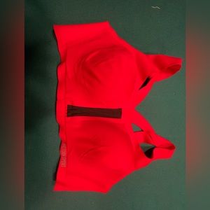 VS Sports Bra
